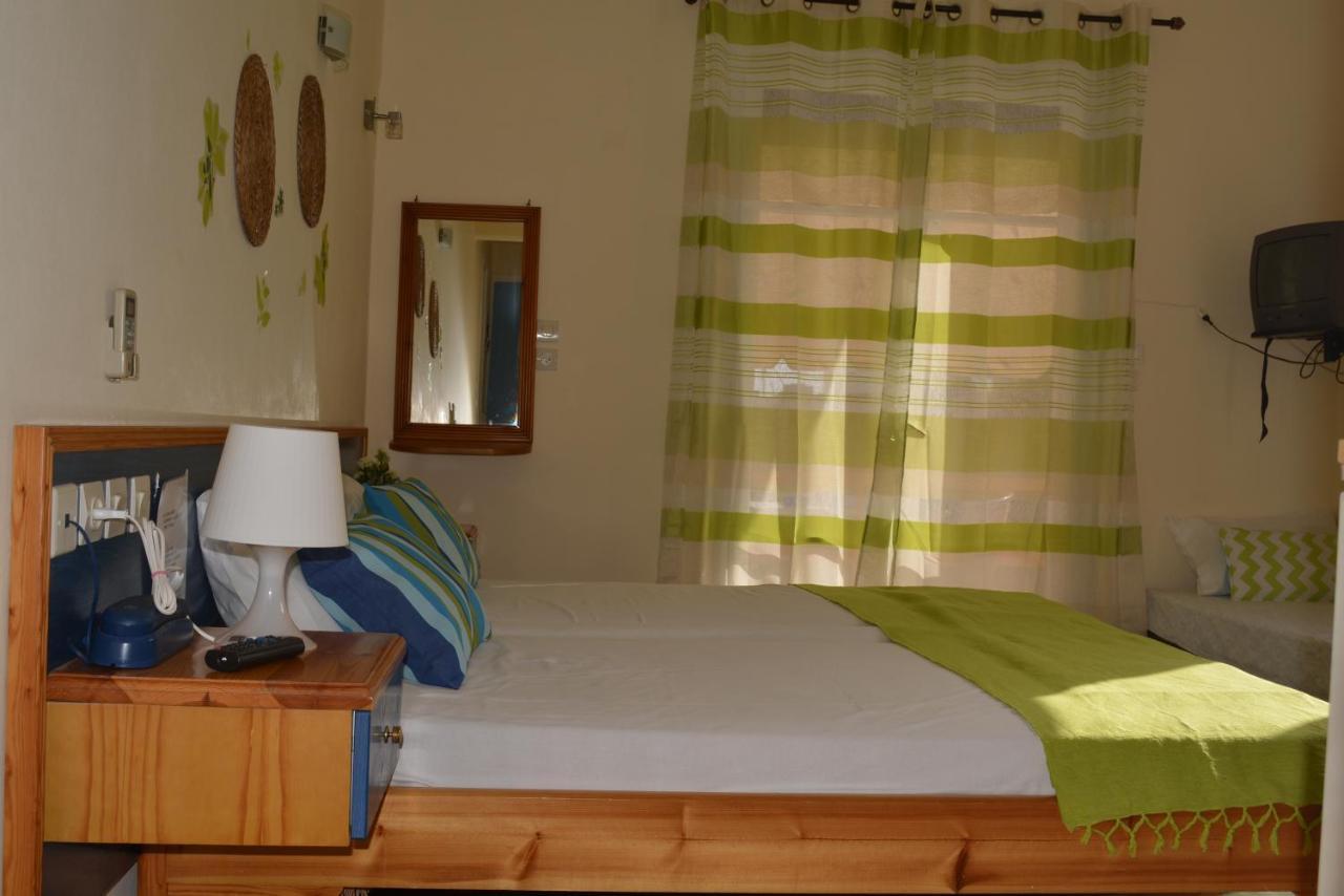 Dimitra Hotel Kamena Vourla Zimmer foto